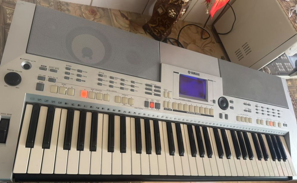 Orga Yamaha PSR S500