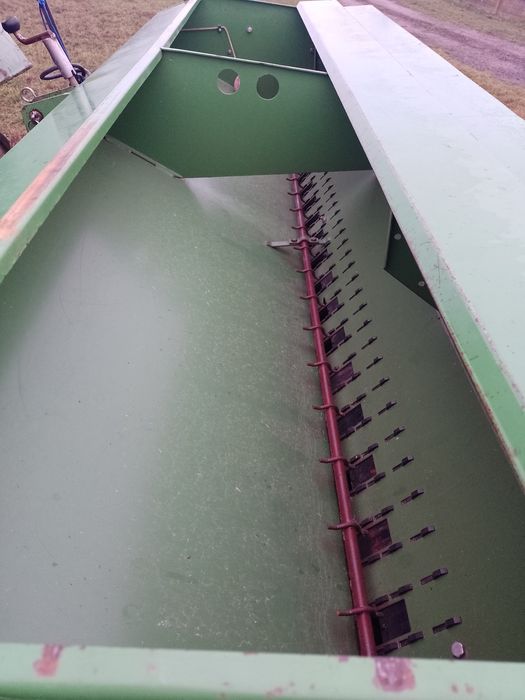 Semănătoare păioase Hassia 2,5m 21 rânduri