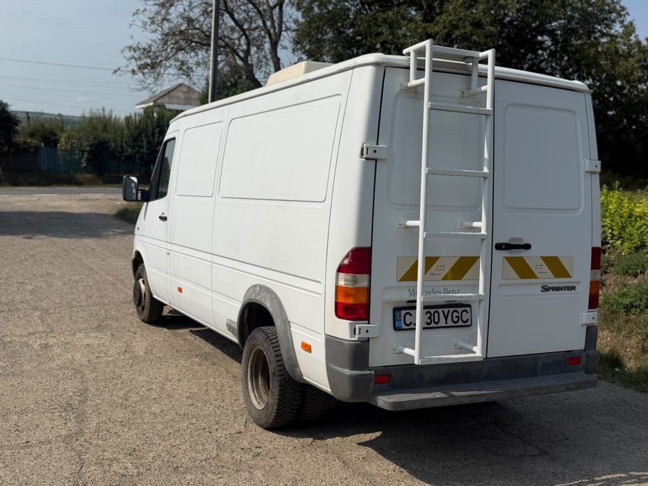 Mercedes Sprinter 416 Cdi 2.7 cu doar 49.000 km ideal camper / rulota