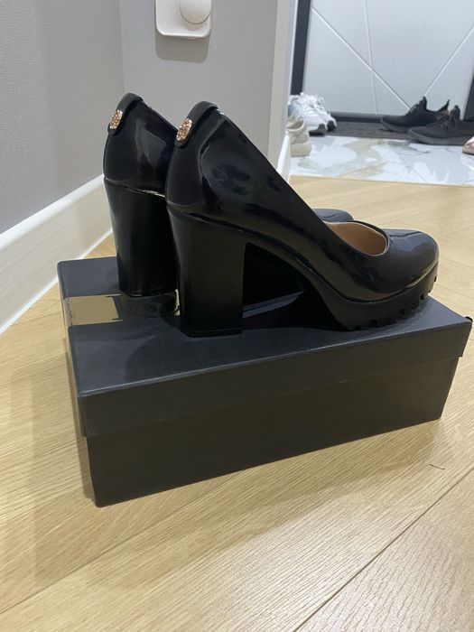 Продам туфли разные