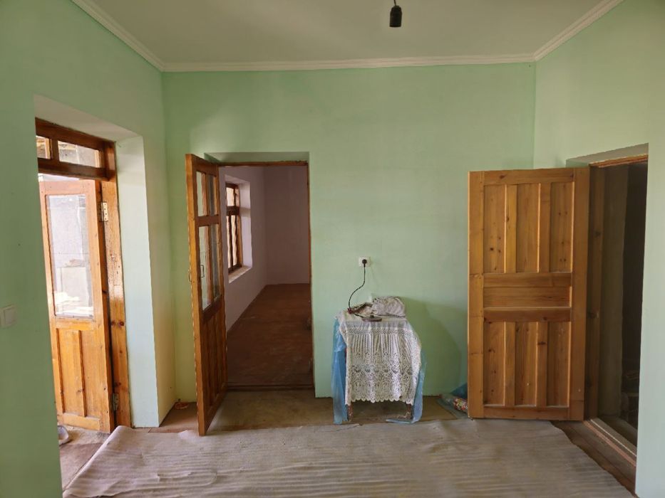 Уй жой сотилади .Эски анхор махалласида.