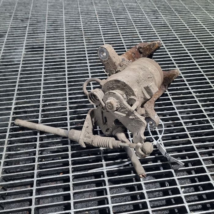 Etrier stanga spate Skoda Yeti Facelift 1.2 B 2013 - 2017 Manuala 6 Trepte SUV 4 Usi ...