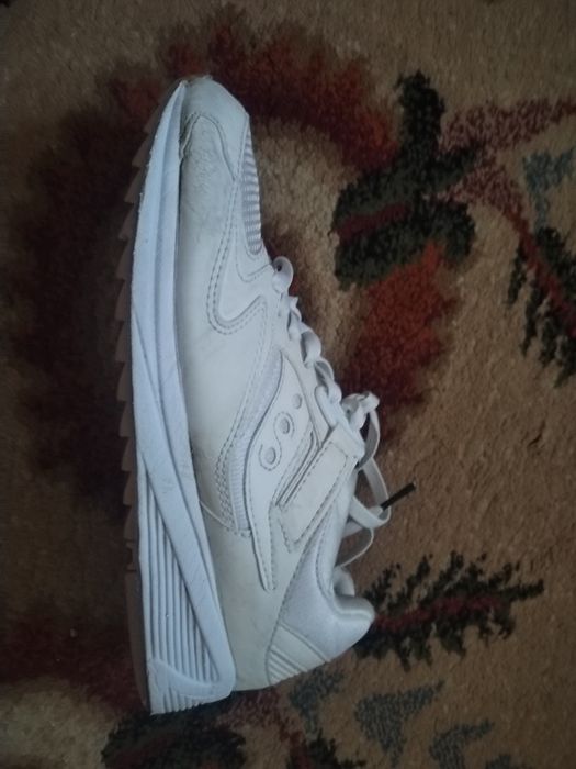 продаю кроссовки, saucony размер 38 39