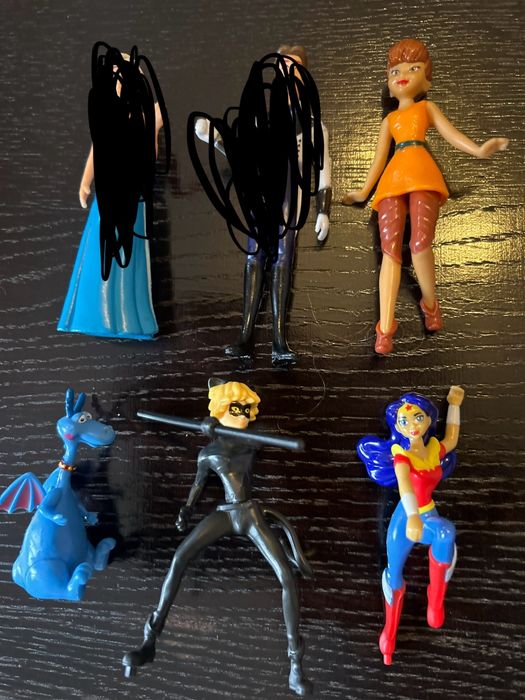 Figurine jucarie - papusi, printi, printese , vrajitoare