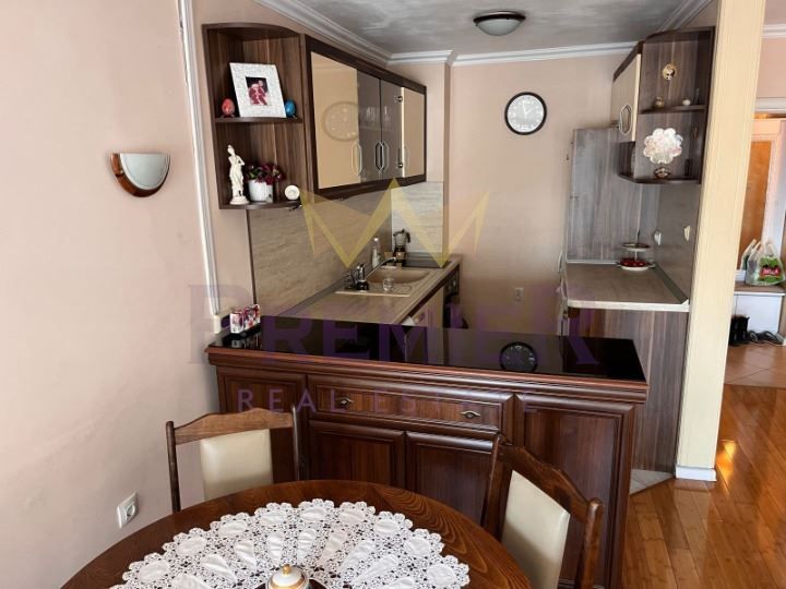 Продава се Тристаен апартамент в с. Рудник, Област Бургас - 100 кв.м за 2300 €/кв.м - Снимка #1