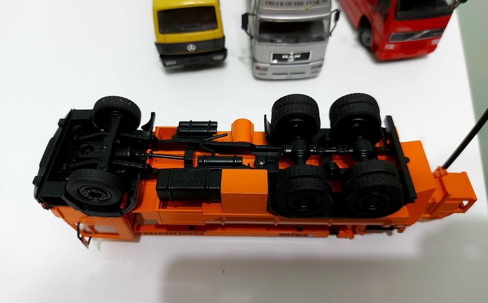 Колекционерски модел в мащаб 1:50