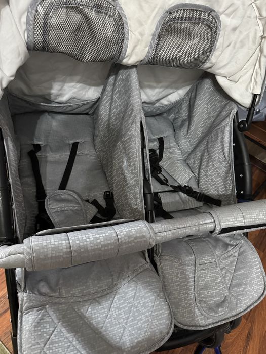 Коляска для двойни Lorelli twin