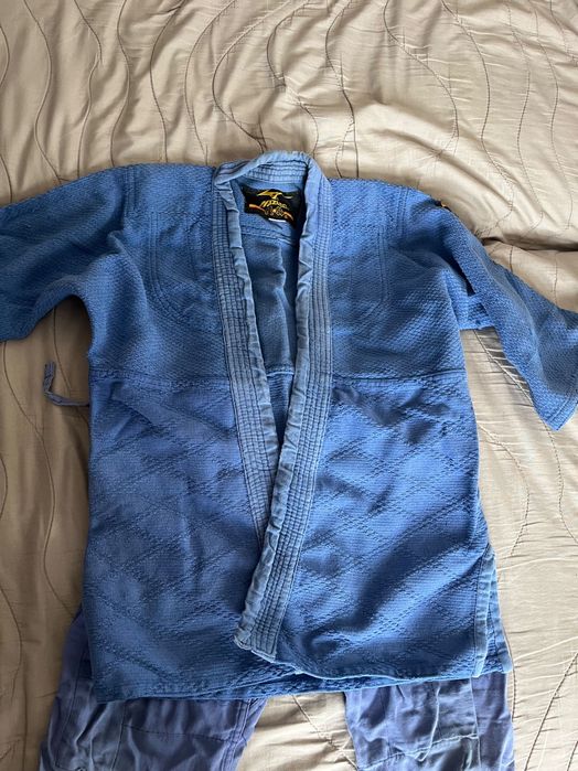 Продам детское кимоно