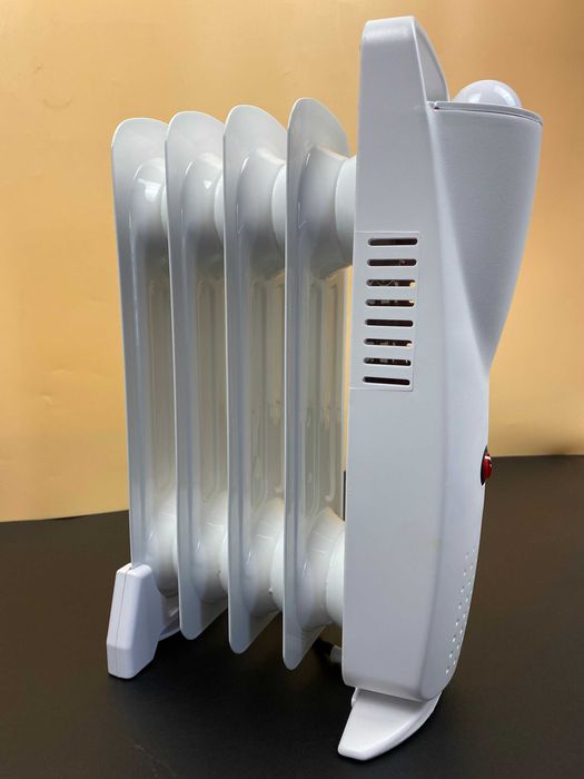 Radiator electric 500W compact pentru incalzire rapida