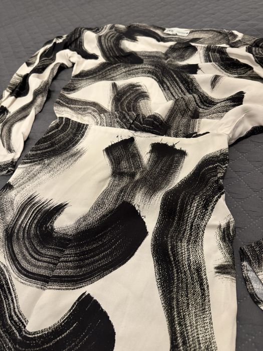 ZARA midi рокля 3/4 ръкав