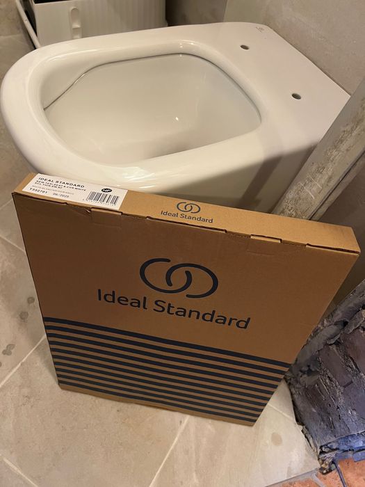 Тоалетна Идеал стандарт