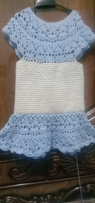 Qo‘lda to‘qilgan kiyim-kechakla bor