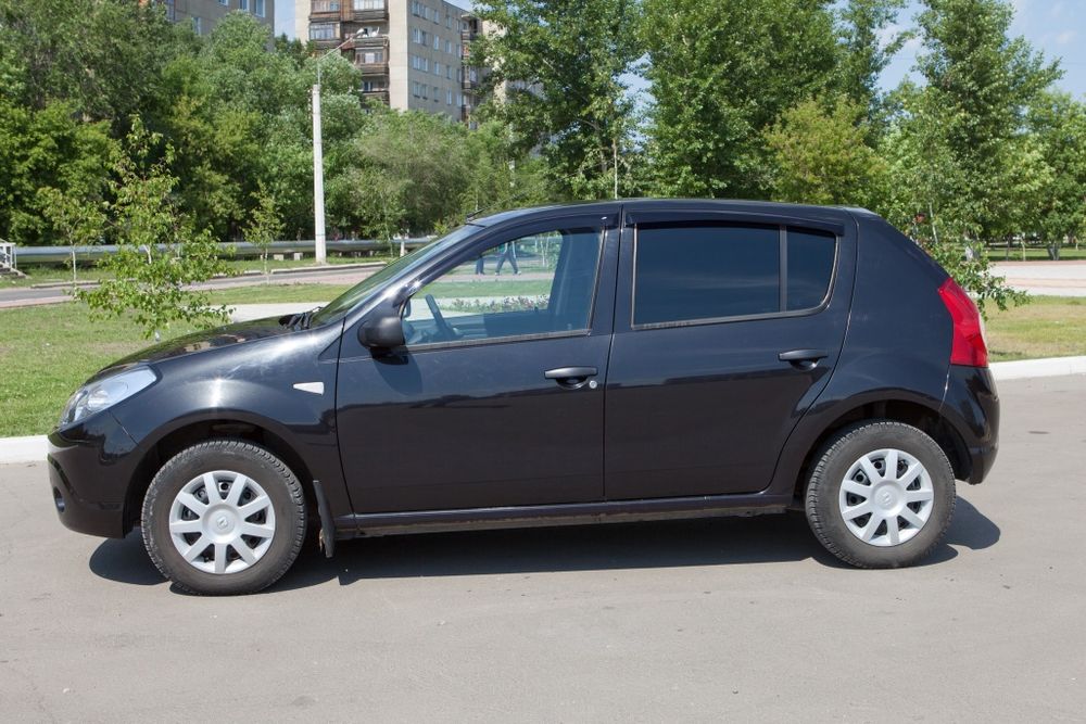 Рено сандеро 2013 год