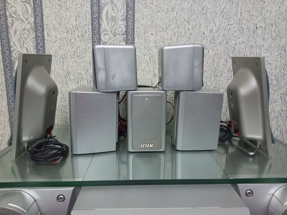 Продам колонки microlab, -BBK :20W