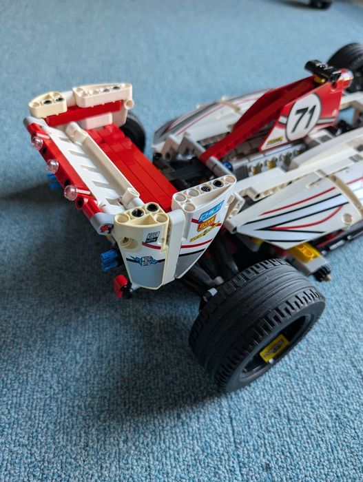 Lego Technic 42000 - Grand Prix Racer