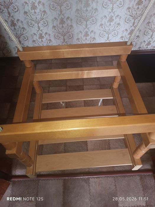 Продаю качели подвесные