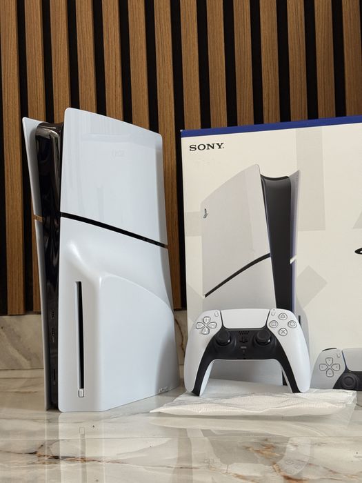 PlayStation 5 Slim (PS5) Disc Edition, 1Tb SSD, ca si nou!