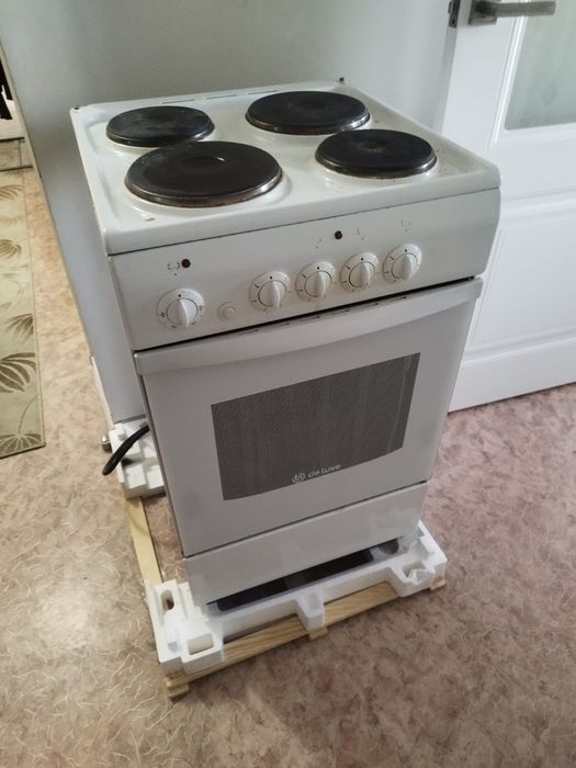 Электрическая плита