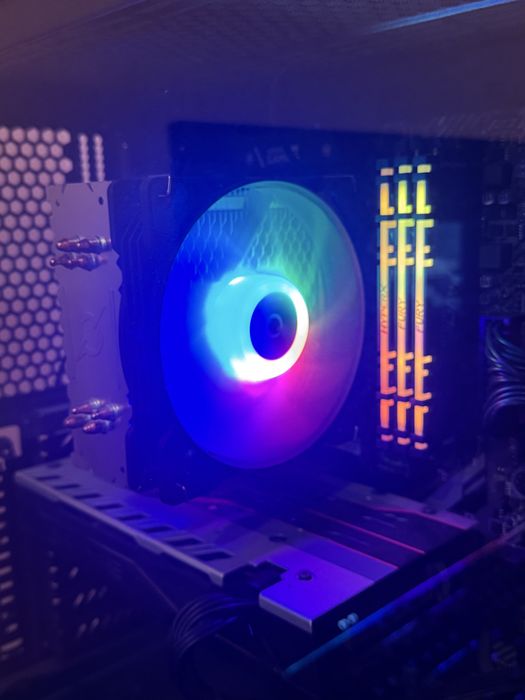 PC gaming 24GB RAM, Ryzen 7, RX580 8GB