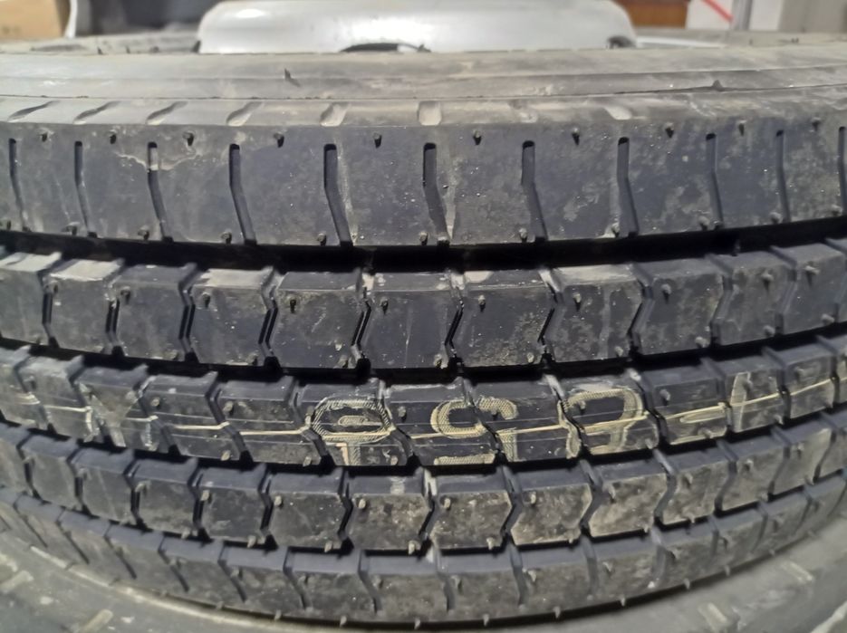 Isuzu Yengi zapaska balon diskasi bilan sotiladi