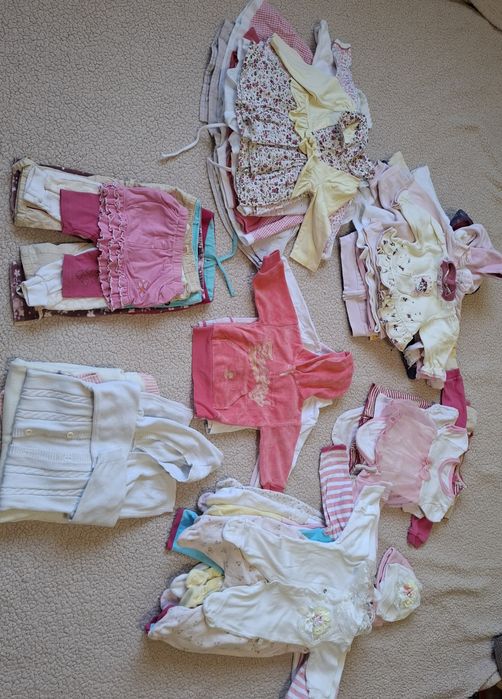 Большой пакет вещей на малышку.