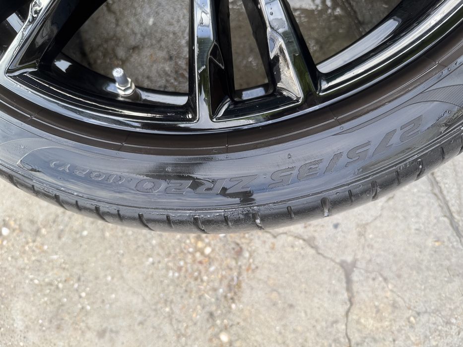 Оригинални джанти БМВ 20" + 4 летни гуми Pirelli P zero  275/35 R20
