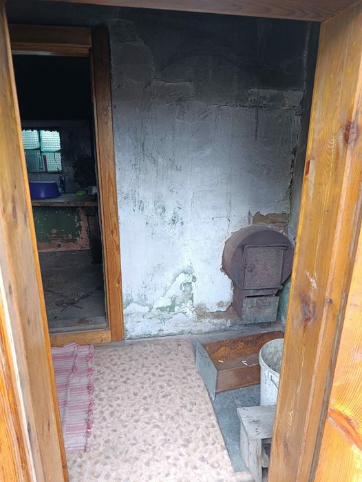 Продам два дома на одном участке