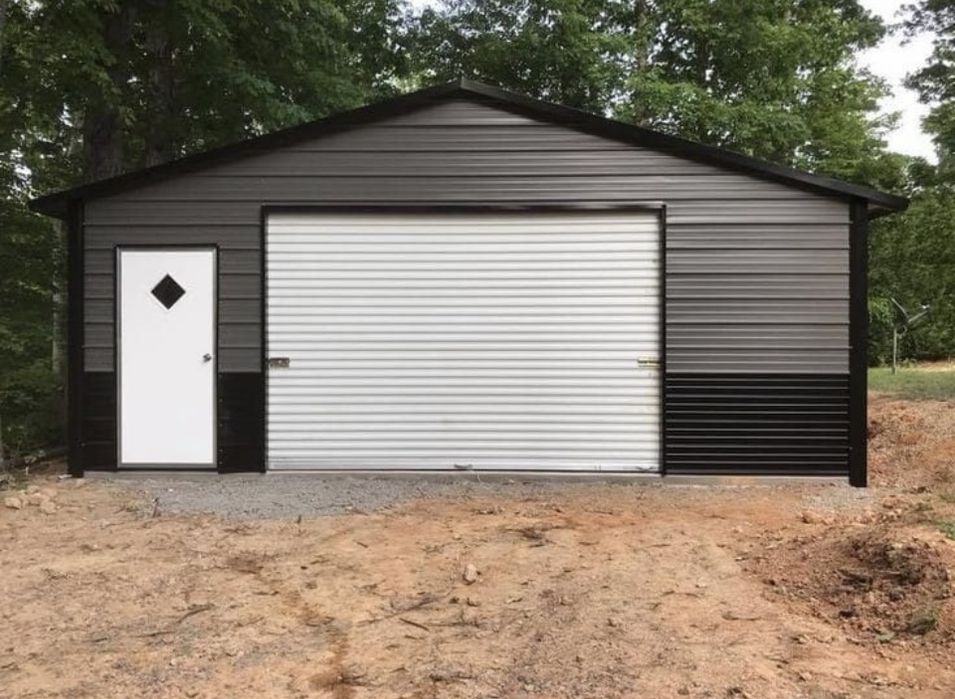 Garaje ajuto pe structura metalica