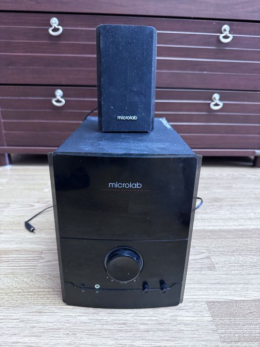 Продаю колонку microlab оригинал