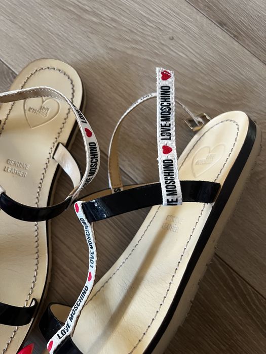 Дамски сандали Moschino