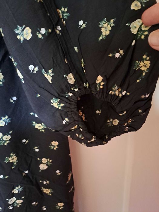 Продавам дълга рокля, HM, нова