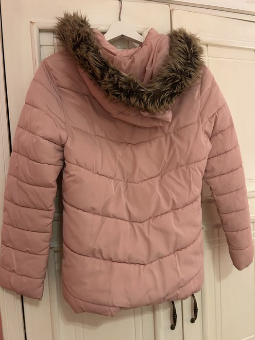 Зимно розово яке Zara