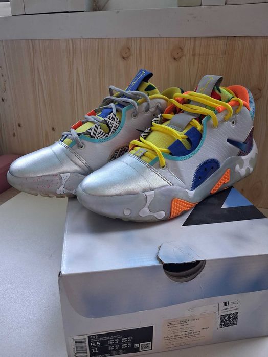 Кроссовки NIKE  б\у (оригинал100%)