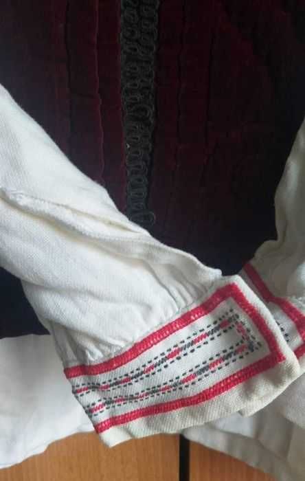 Автеннична детска кенарена риза на над 75г.