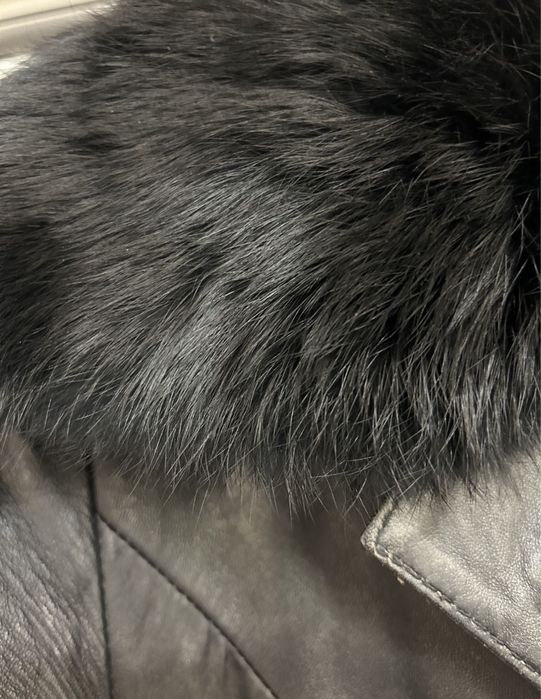 Яке от естествена кожа и заешки косъм