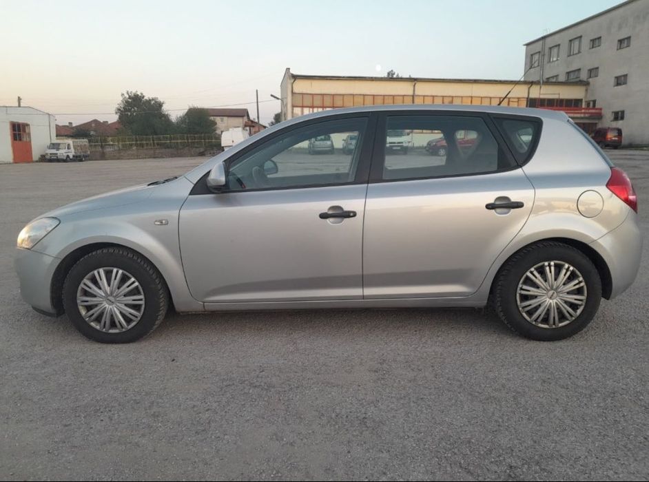Kia ceed 1.4 2010