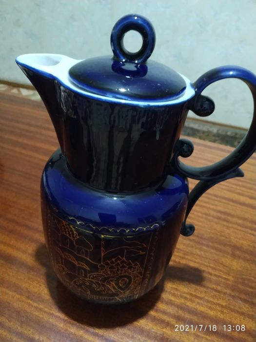 Продается кувшин для напитков