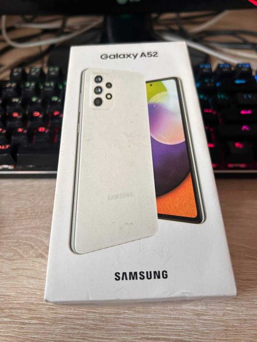 samsung A52 телефон