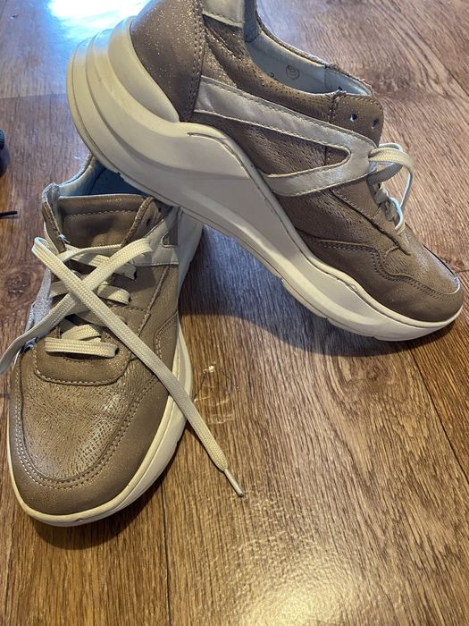 Кроссовки Юничел