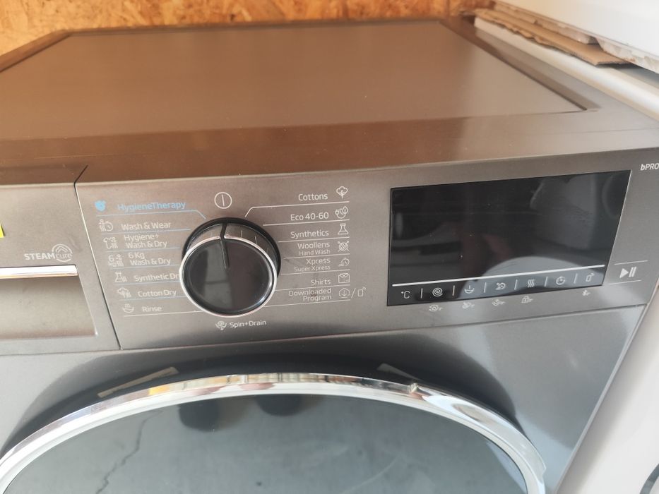 Masina de spalat Beko de 10 kg cu uscator