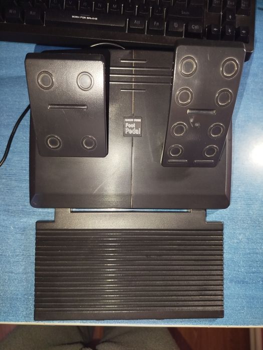 Vând volan Myria mg7400 și volan Myria mg7418(este urgent)