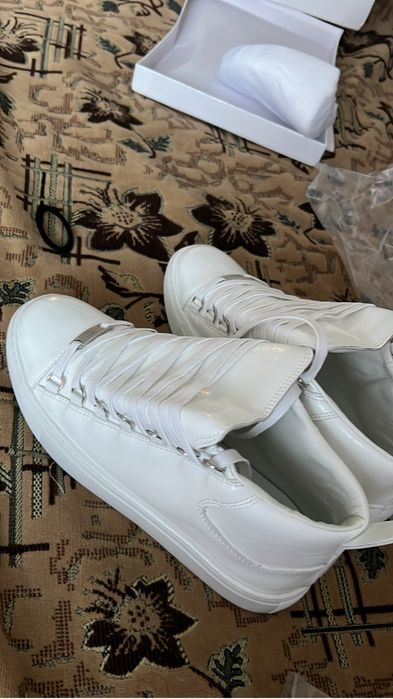 Продается balenciaga arena