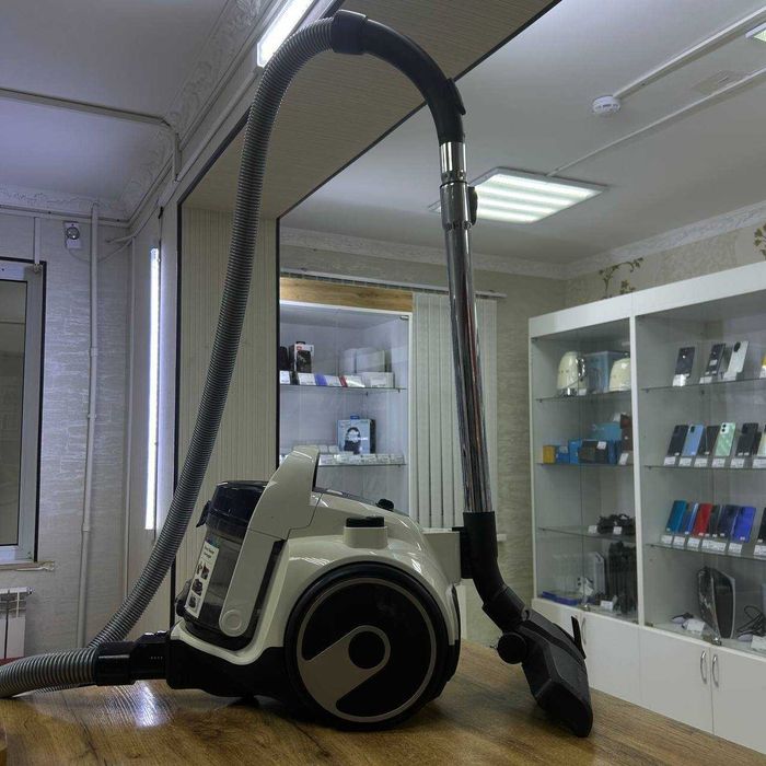 A21 / Пылесос Bosch Serie 2 / sk155405