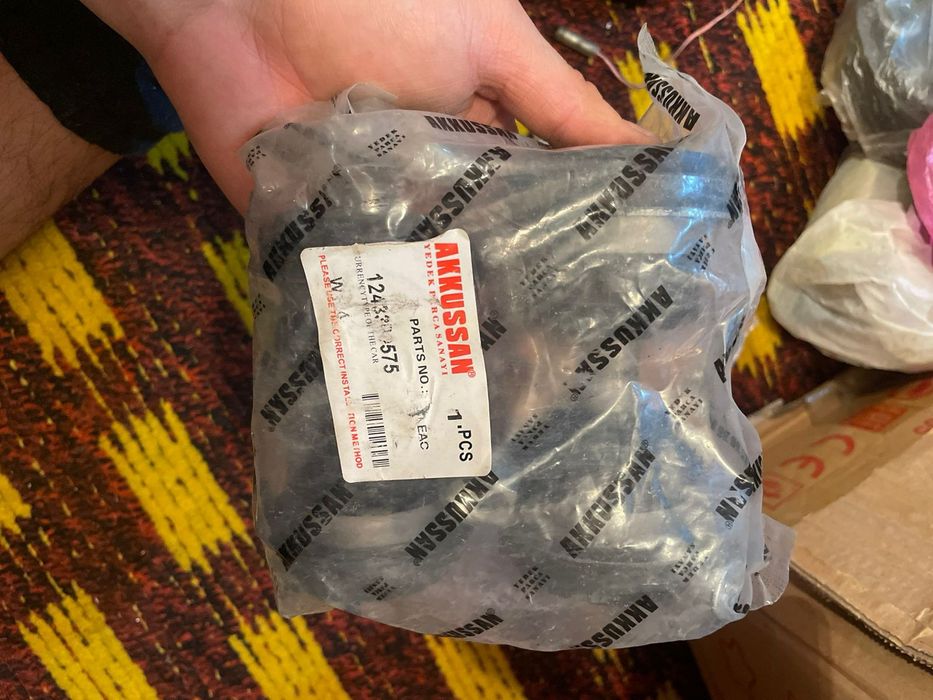 Запчасти на Мерседес