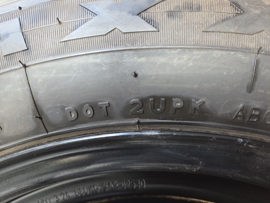 Гуми със шипове 225/65 R17