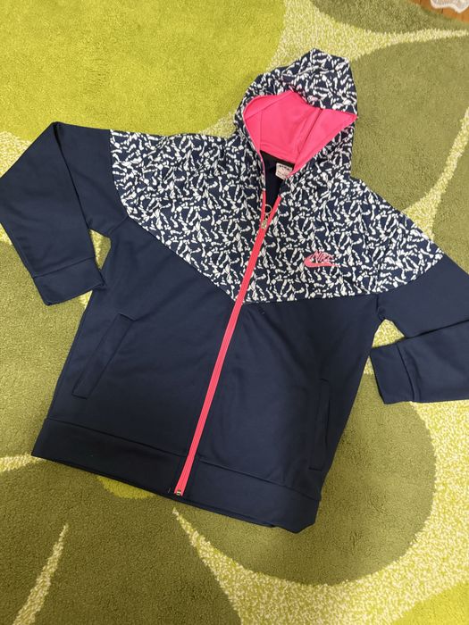 Детски спортен екип