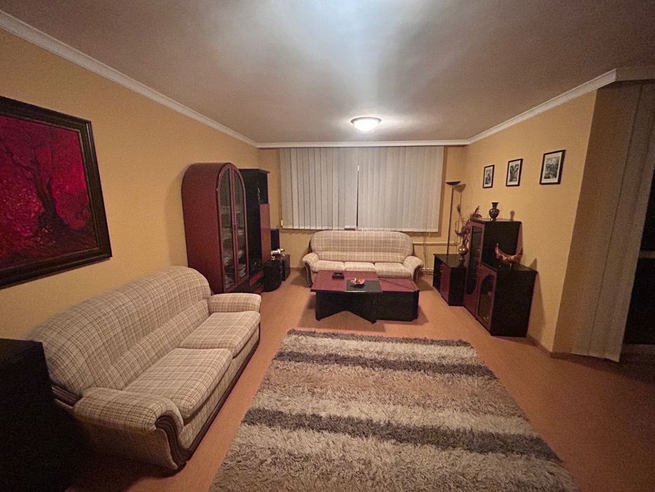 Дава се под наем Четиристаен апартамент в София, Медицинска академия - 140 кв.м за 1100 € - Снимка #3