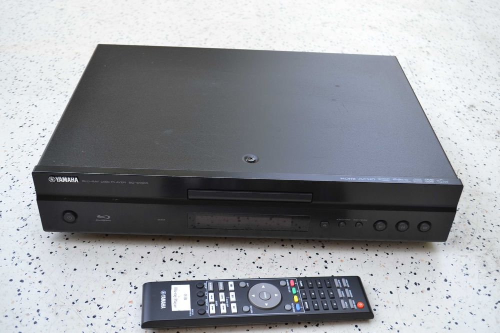 Bluray player Yamaha BD S 1065 cu Telecomanda