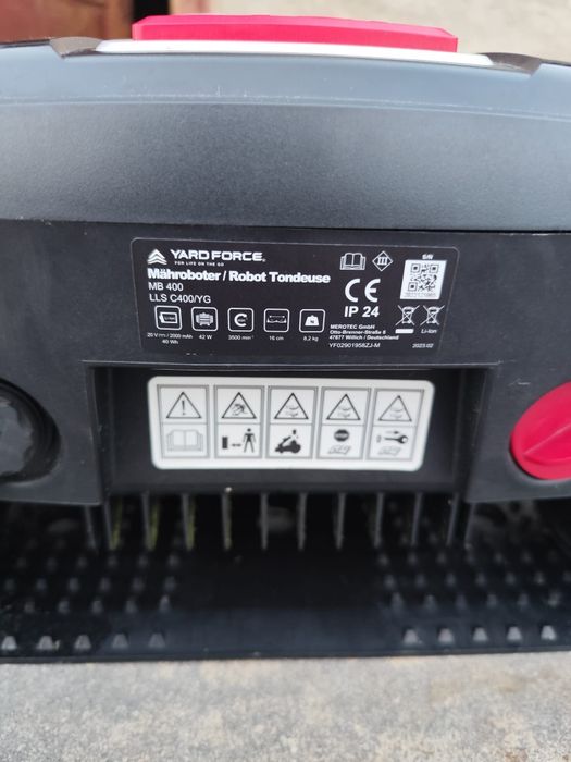 Robot tuns gazonul Yard Force MB 400, aproape nou