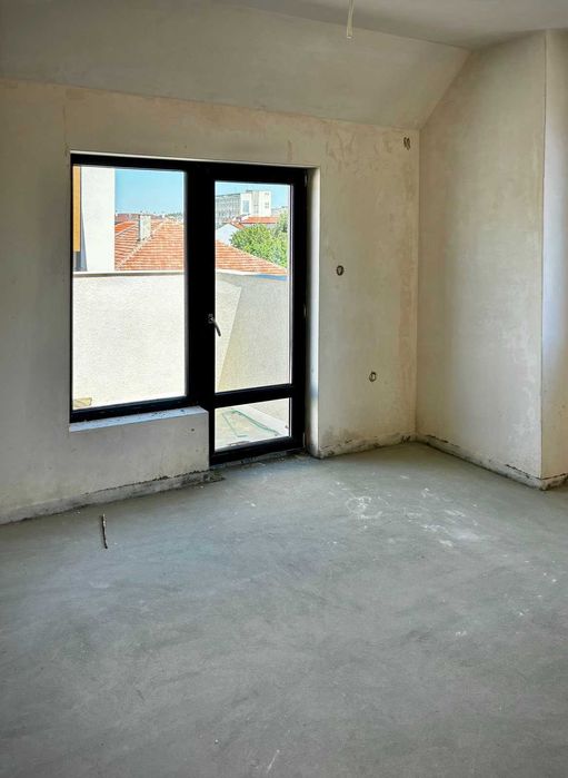 Продава се Тристаен апартамент в Търговище, Вароша - 74 кв.м за 1098 €/кв.м - Снимка #3
